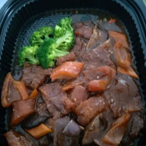 Braised Sea Cucumber 红烧海参