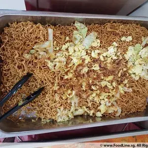 炒快熟面 Fried Maggi Noodle