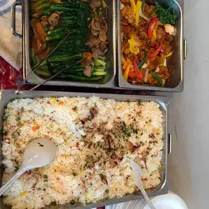 银鱼炒饭 Fried Rice w/ Silver Fish