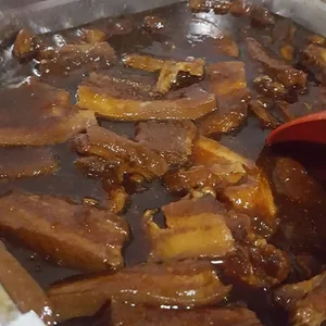 扣肉包 Braised Pork w/ Bun