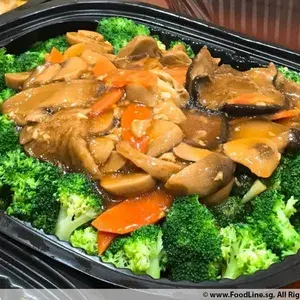 香菇西兰花 Sauteed Broccoli w/ Mushroom