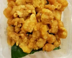 Fish Fillet tossed in Salted Egg Yolk Sauce 咸蛋鱼柳 | Customer Photo | BellyGood Caterer