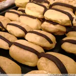 Mini Chocolate Éclair