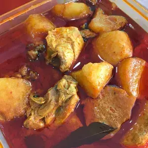 招牌咖喱鸡 Signature Curry Chicken