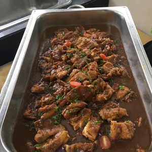 Pan Grilled Chicken Leg with Rosemary Sauce