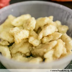 Crispy Fish with Rock Sugar Honey Sauce 冰糖蜜汁鱼