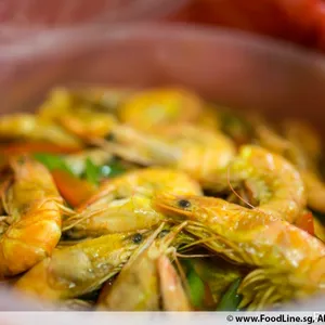 Asian Spice Prawn with Rainbow Vegetable 特制酱炒虾与彩椒