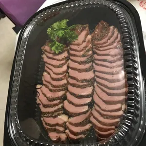 黑椒烟鸭 Smoke Duck w/ Black Pepper