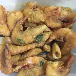 Salted Egg Prawns 咸蛋虾