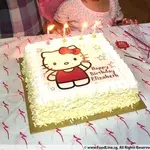 1x KITTY BIRTHDAY @$58.9 (Size : 10.5 Inch (20-28 pax)) (Flavours : Vanilla) (Eggless : No) (Big Candles : 1) (Small Candles : 4)