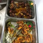 蜜汁排骨 Pork Ribs w/ Honey Sauce