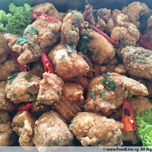 Salted Egg Chicken • 咸蛋鸡(Chef's Recommended)