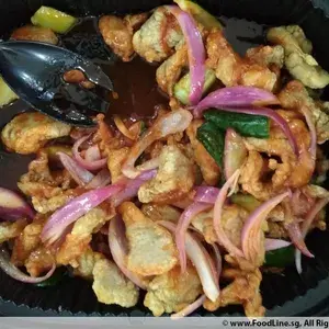 咕噜猪肉 Sweet & Sour Pork