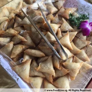 Curry Samosa