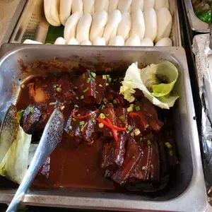 扣肉包 Chinese Bun w/ Stewed Pork