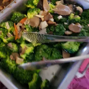 带子西兰花 Sauteed Broccoli w/ Scallop