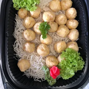 Deep Fried Sotong Ball •炸苏东丸