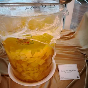 Mango Jelly with Lychee & Cocktails