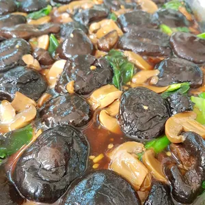 香菇芥兰 Kailan w/Mushrooms