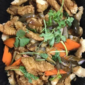 姜葱鱼片 Fish w/ Onion & Ginger