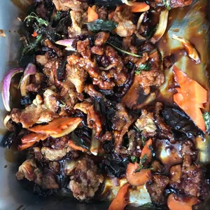 宫保鸡丁 Chicken w/ Dried Chilli