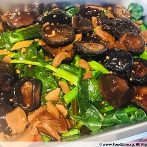香菇芥兰 Kailan w/Mushrooms