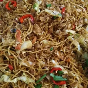 Seafood Fried Hong Kong Noodle 港式海鲜炒面