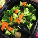 Broccoli w/ Mushroom and Carrot