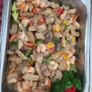 鸡腿菇蒜茸虾球(去壳) Garlic Prawn w/ Mushroom (De-Shell) (NEW)