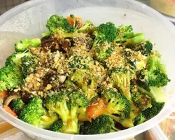 Fried Broccoli with Chinese Mushroom | Customer Photo | Jai Siam