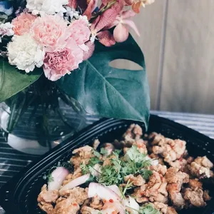 泰式鸡丁 Chicken w/ Thai Sauce