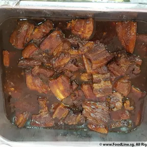 Braised Pork w/ Bun • 扣肉包(Chef's Recommended)