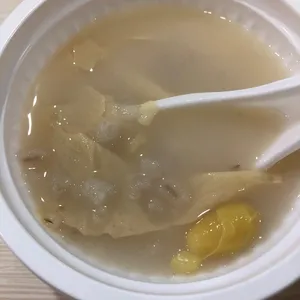 Barley Beancurd Sheets (Hot) 腐竹薏米羹(热)