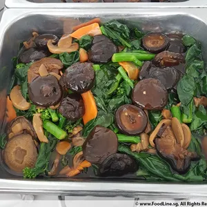 香菇芥兰 Kailan w/Mushrooms