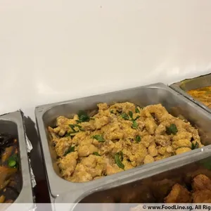 麦片鸡丁 Chicken w/ Cereal