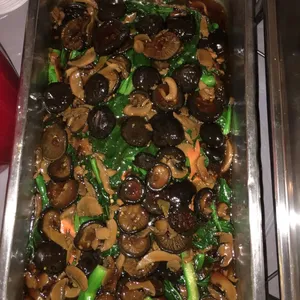 香菇芥兰 Kailan w/Mushrooms