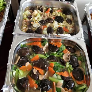 Siow Peh w/ Mushroom • 双菇小白菜