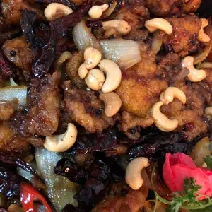 宫保鱼片 Sliced Fish w/ Dried Chillis