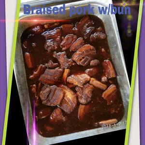 Braised Pork w/ Bun • 扣肉包(Chef's Recommended)