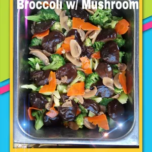 Broccoli w/ Mushroom • 双菇兰花(Chef's Recommended)