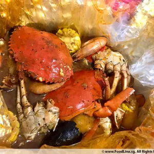 Crab in a Bag Imperial Pot 帝国袋 - U.P $88.80 NOW $79.90!, Able to serve up to 5 pax , ...