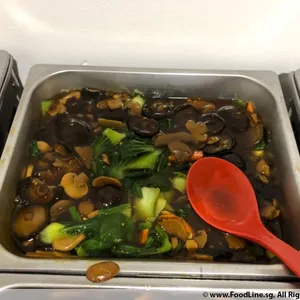 香菇小白 Siow Peh w/ Mushroom