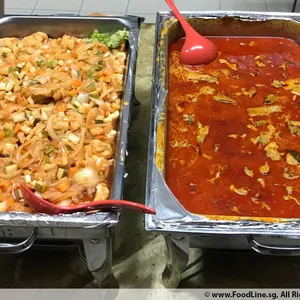 Curry Chicken • 咖哩鸡(Chef's Recommended)