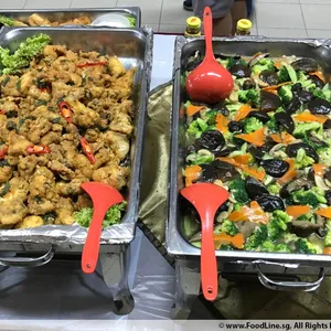 Salted Egg Chicken • 咸蛋鸡(Chef's Recommended)