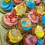 Happy Cupcakes