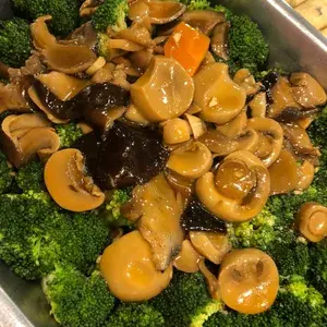三菇西兰花 Broccoli w/ Assorted Mushroom