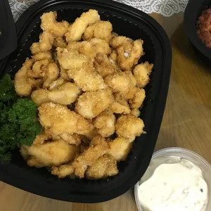 Breaded Fish Fillet with Tar Tar Sauce