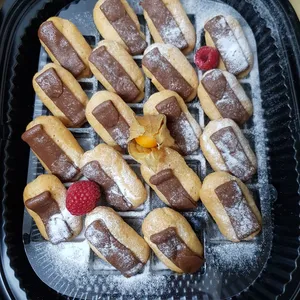 Chocolate Éclair