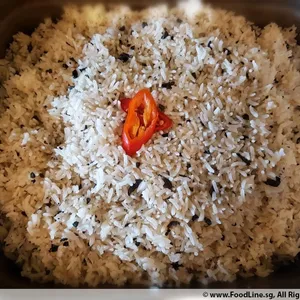 Black Olive Fried Rice (V) <i>with spring onion and garlic</i>