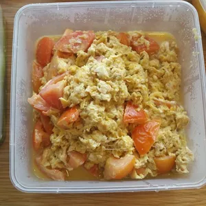 Fresh Tomato Fried Egg